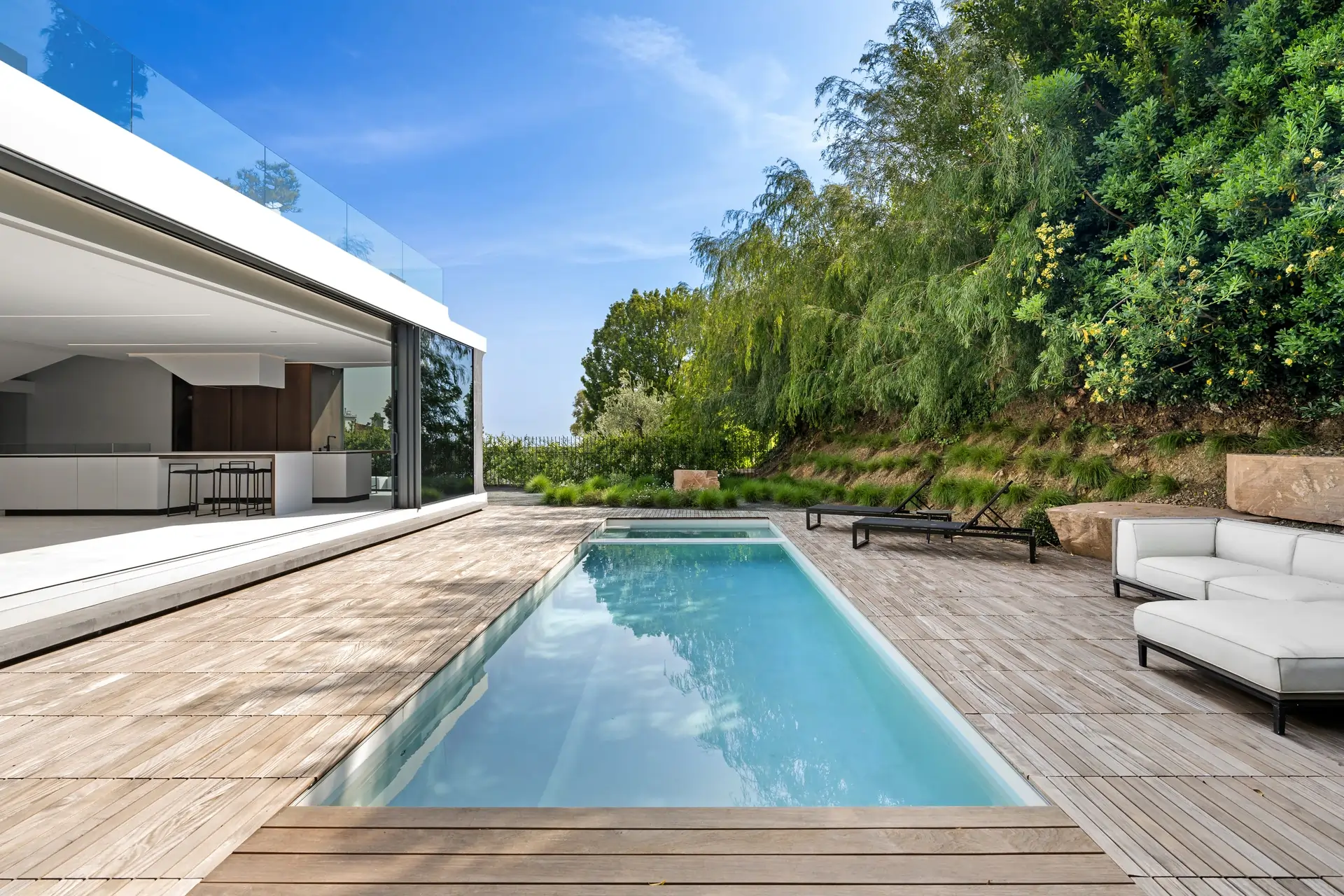 Pool Builder in Mornington Peninsula Shire